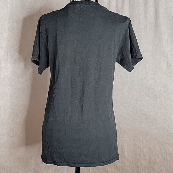 VAMPIRE Skull Black and Gray Graphic Shirt Small‎ - Picture 6 of 7